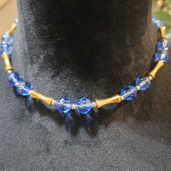 Womens Blue Crystal & Gold Tube Bead Single Strand Choker Necklace w/ Hook Clasp - Picture 1 of 6